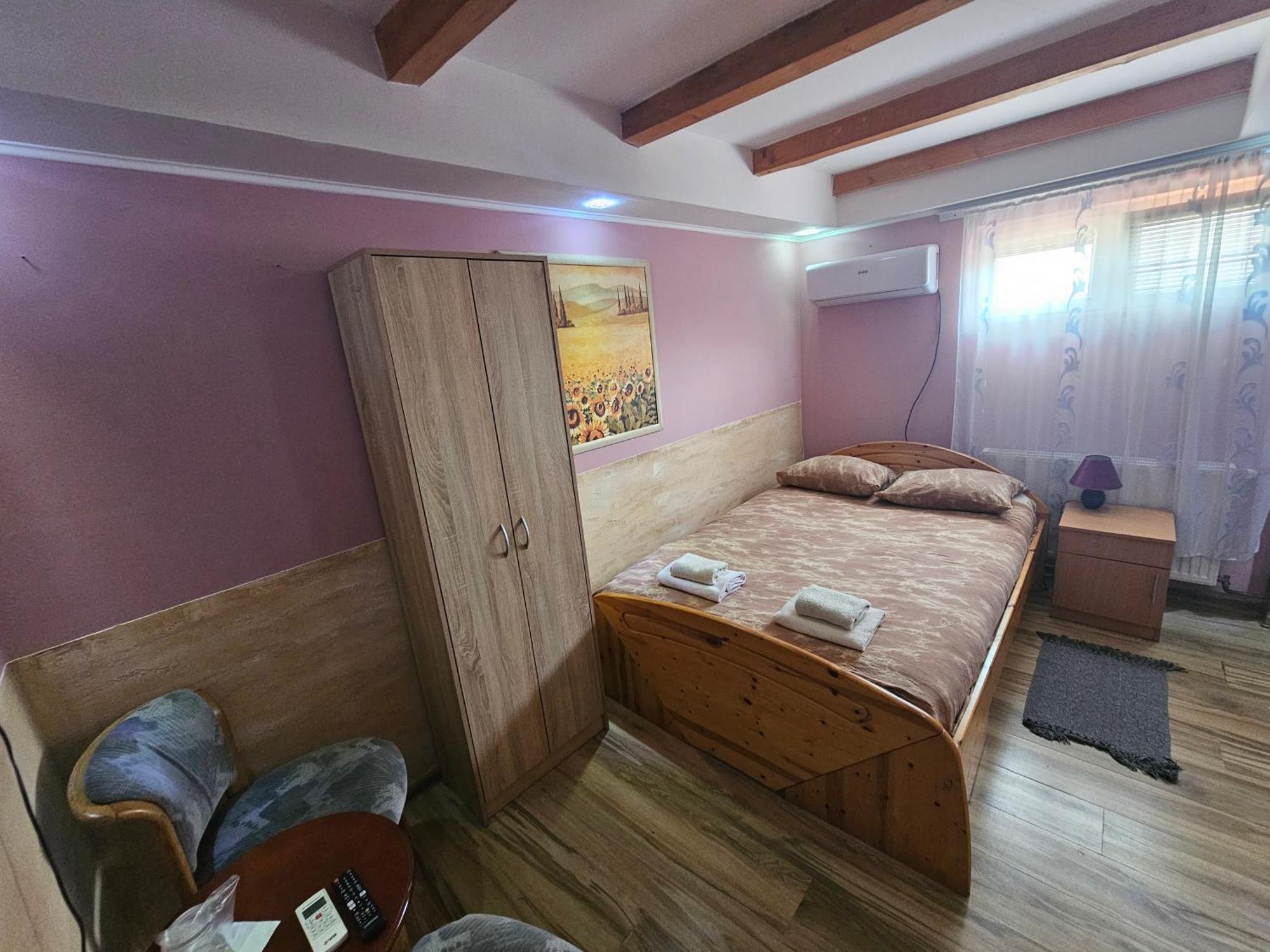 Rooms " Simke " Суботица Екстериор снимка